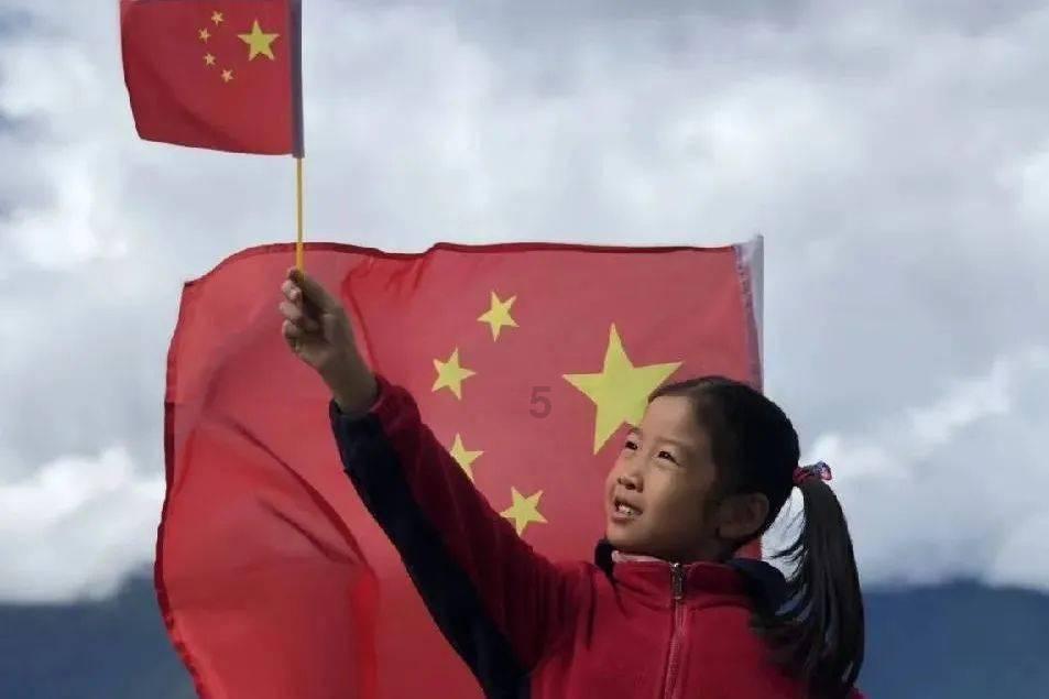 小猫钓鱼游戏龙王版有船